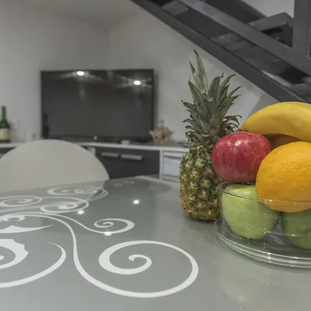 Nina Apartment *